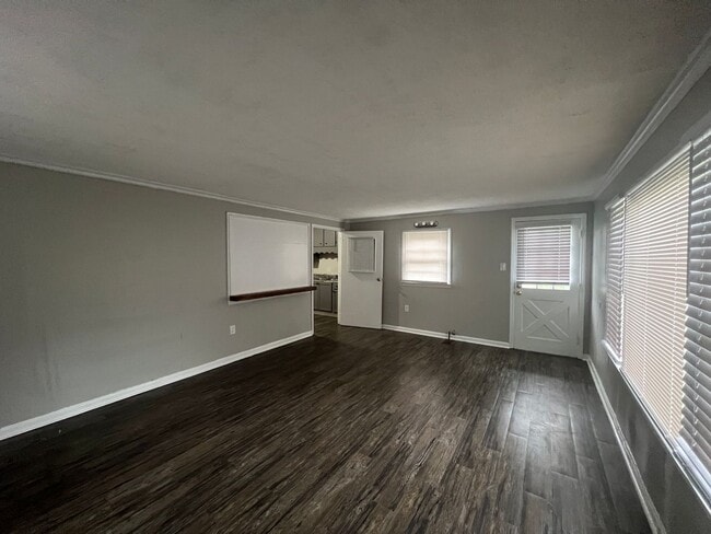 Building Photo - 209 Morningside Dr