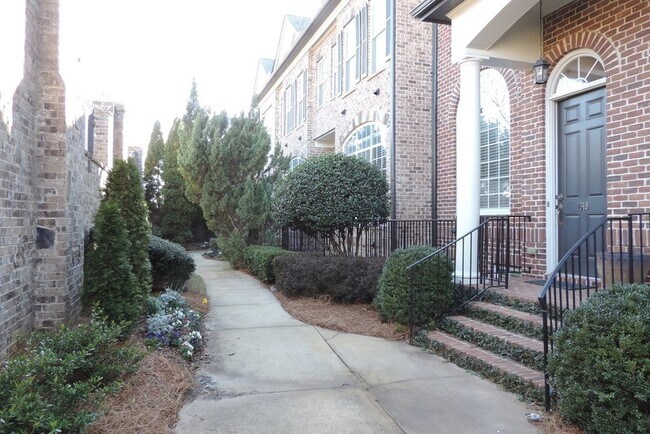 Building Photo - 1619 Rivers Edge Trl NE