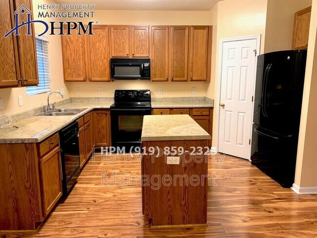 Foto del edificio - 132 Anterbury Dr