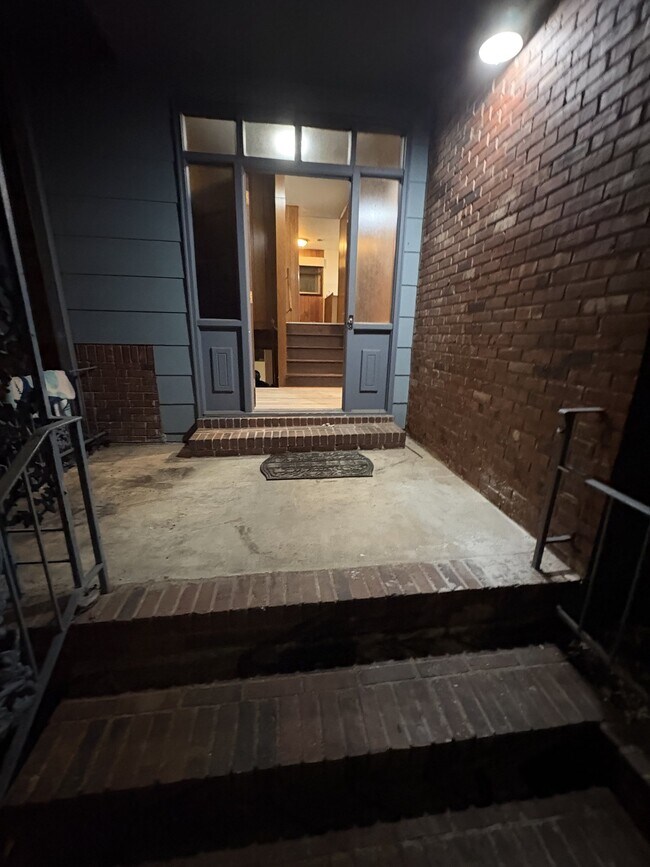 Foto del edificio - 203 Lumpkin Dr