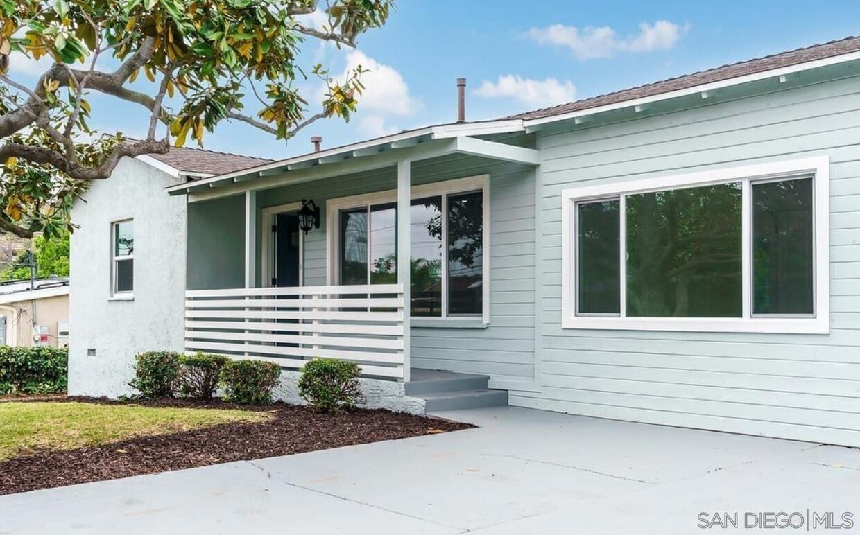 9208 Brookside Cir, Spring Valley, CA 91977 House Rental in Spring