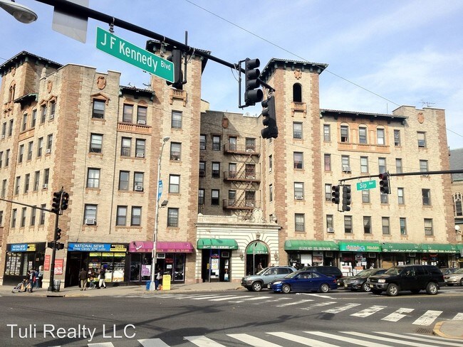 Building Photo - 2801 John Fitzgerald Kennedy Blvd