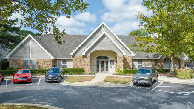 Leasing Office - Village Green Student Housing