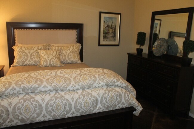 Foto del edificio - 6310 Nancy Ellen St