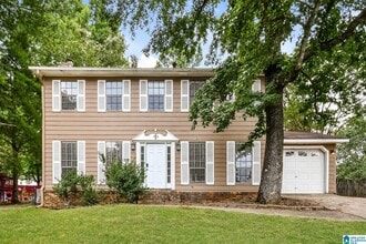 Building Photo - 904 Pine Forest Cir