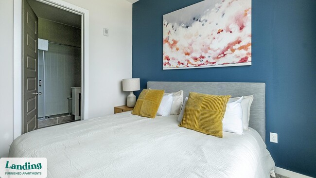 Building Photo - 825 Usener St