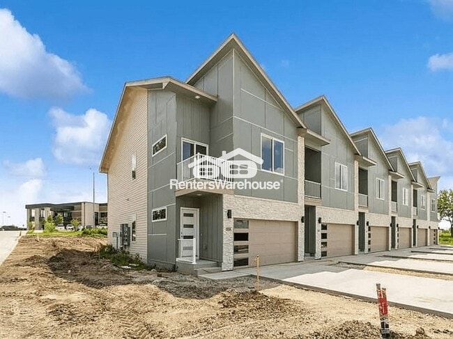 Building Photo - 15588 Rocklyn Pl