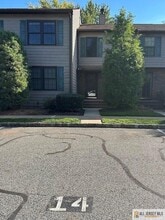 Building Photo - 14 Pheasant Run