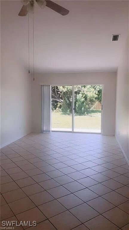 Foto del edificio - 912 Cape Coral Pkwy W