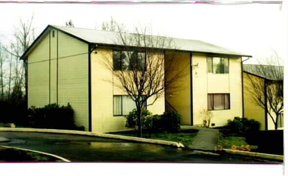 Primary Photo - Hillcrest Park Apartments