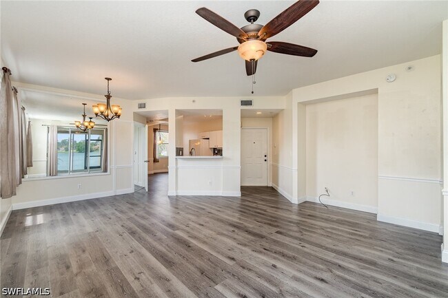 Foto del edificio - 2408 Millcreek Ln