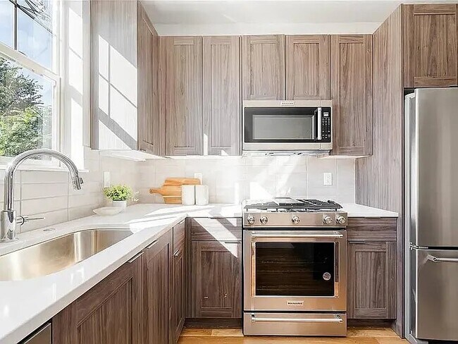 Foto del edificio - 2828 N Federal Blvd