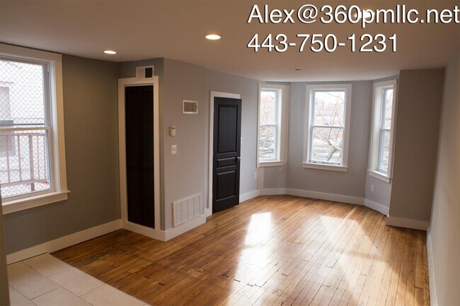 Building Photo - 1514 W Mount Royal Ave