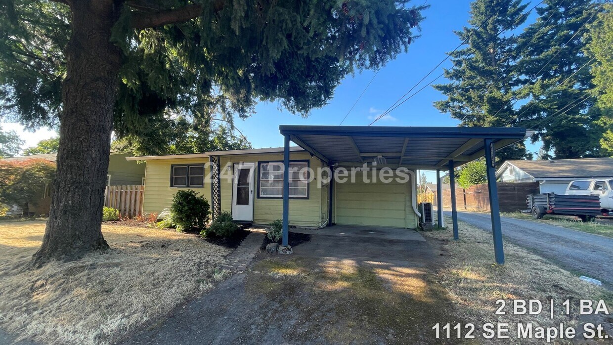 Primary Photo - Charming 2 BD | 1 BA Home w/ Large Backyar...