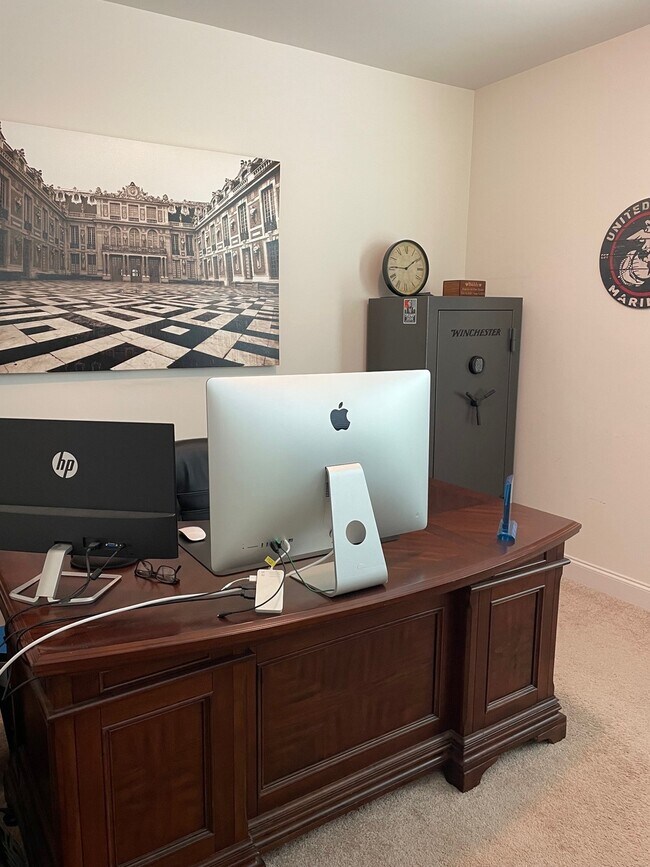 Building Photo - 30 Summit Point