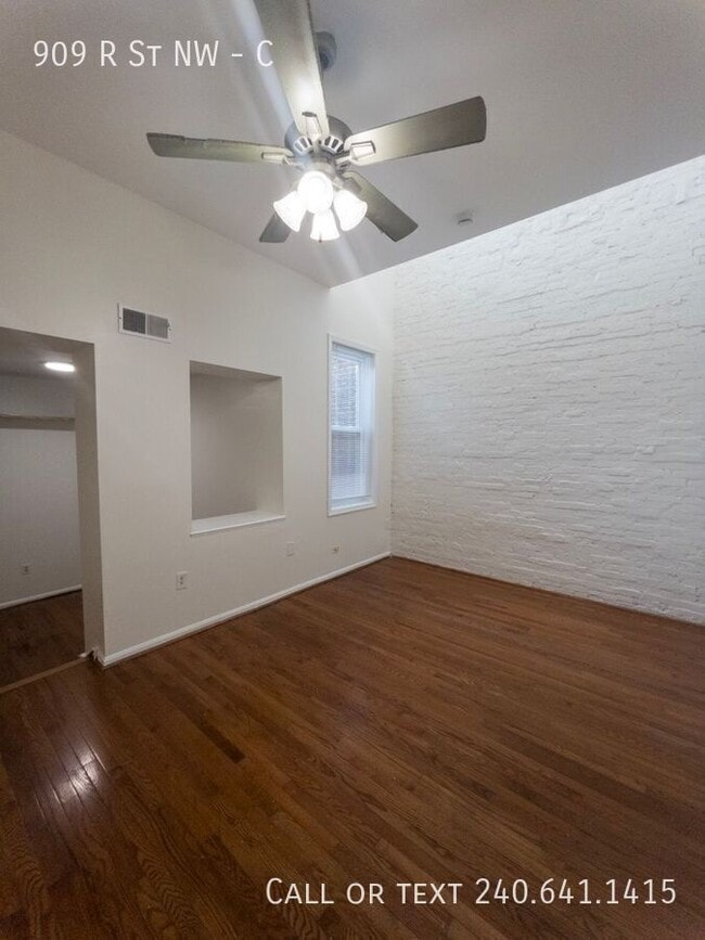 Photo - 909 R St NW-C Apartment