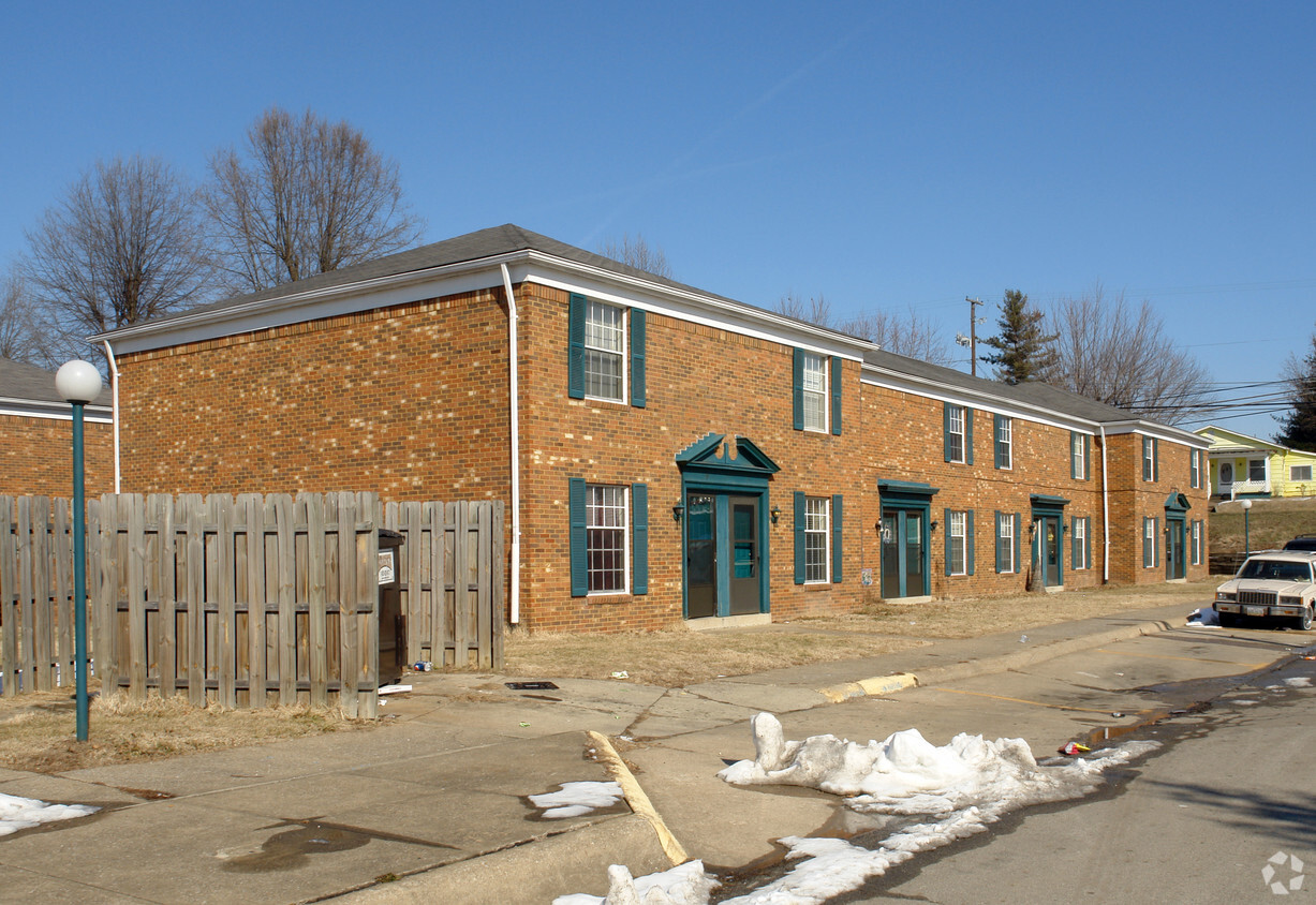 Building Photo - Village Square Apartments