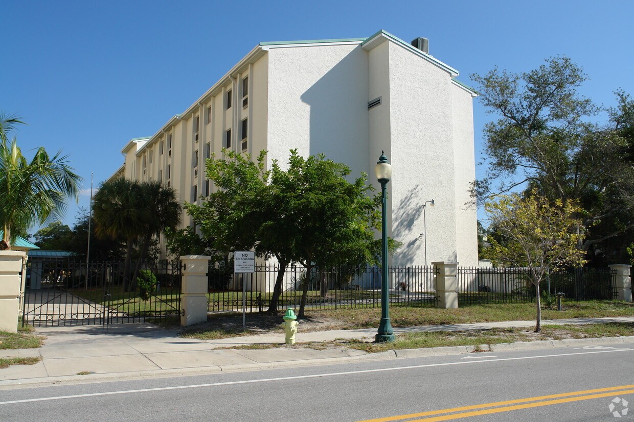 Primary Photo - McCown Towers Apartments