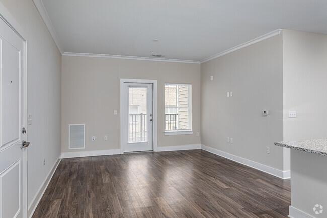 1BR, 1BA - 848SF - The Residences at Potomac Crest