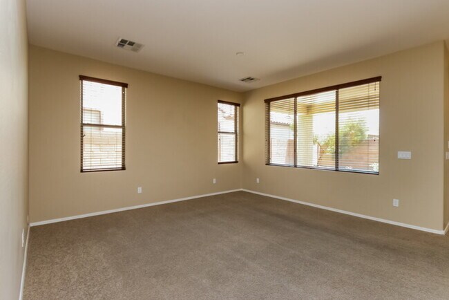 Foto del edificio - 3297 E Ivanhoe St