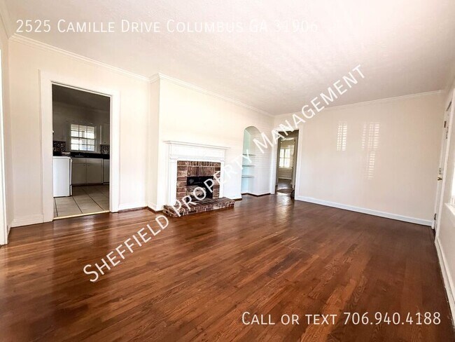 Foto del edificio - 2525 Camille Dr