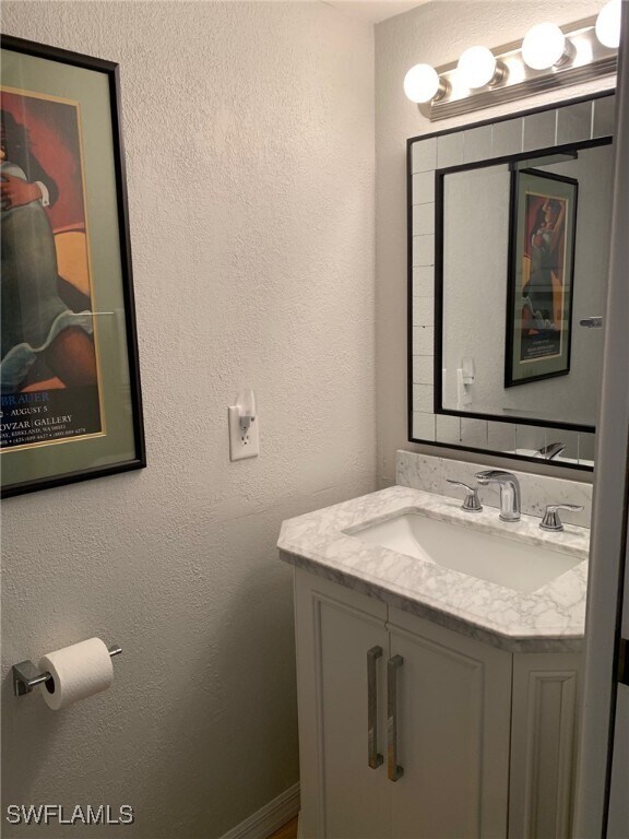 Building Photo - 7406 Lake Breeze Dr Building Photo - 7406 Lake Breeze Dr