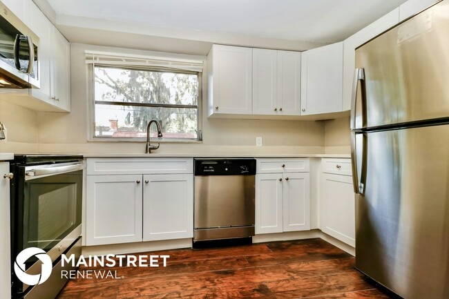 Building Photo - 4929 Amherst Ct