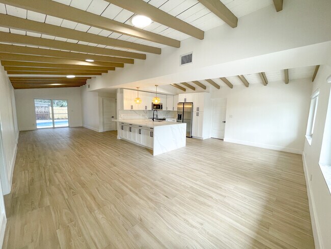 Foto del edificio - 1523 SW 19th Ave