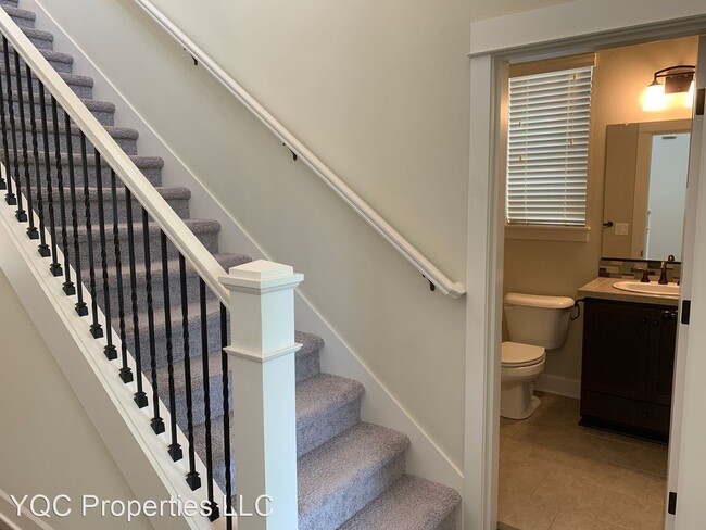 Foto del edificio - 4 br, 3 bath House - 4048  NW 20th Avenue