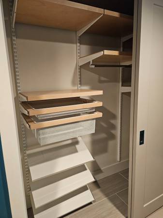 Building Photo - 3920 SE Grant St