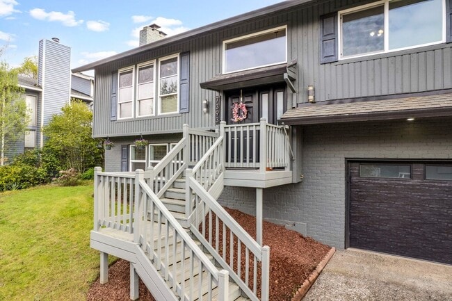 Building Photo - 7393 SW Bayberry Dr