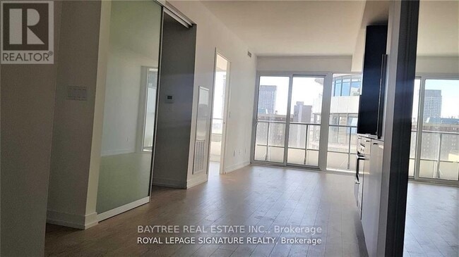 Building Photo - 85 Wood St