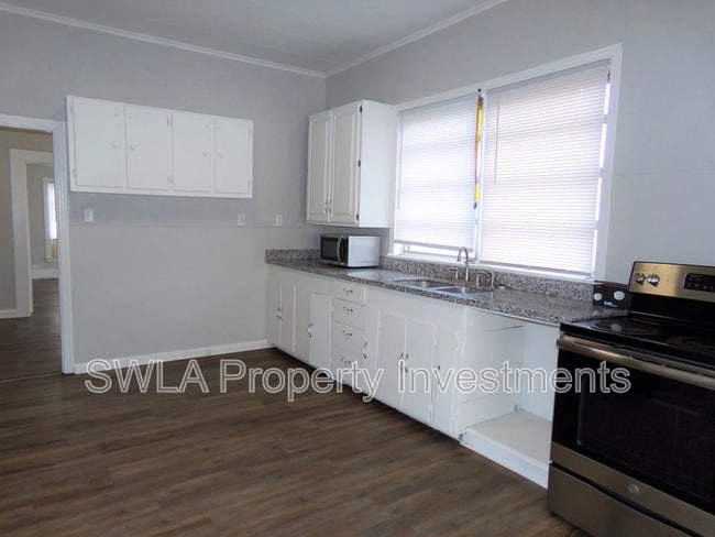 Foto del edificio - 222 E Thomas St