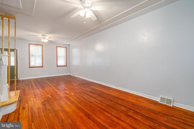 Foto del edificio - 3574 E Thompson St