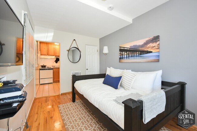 Foto del edificio - 16 Clubhouse Ave