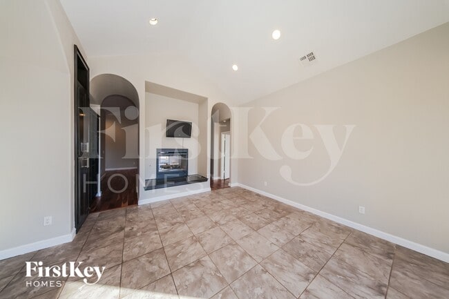 Building Photo - 17313 Ridgewood Dr