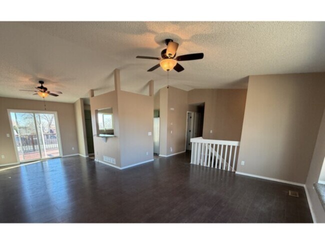 Foto del edificio - Beautiful split level home in Fountain