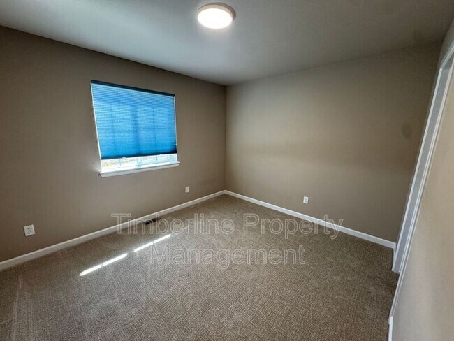 Building Photo - 5211 Mountain Vista Hts