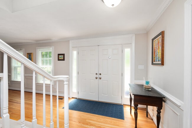 Building Photo - 338 W Olney Rd