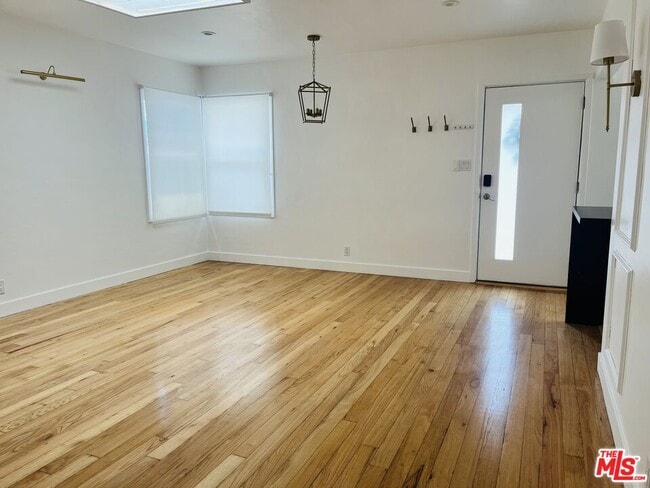Building Photo - 416 Longfellow Ave