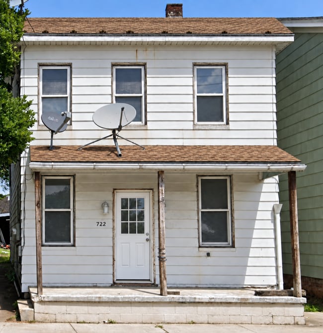 Building Photo - 722 Chestnut St