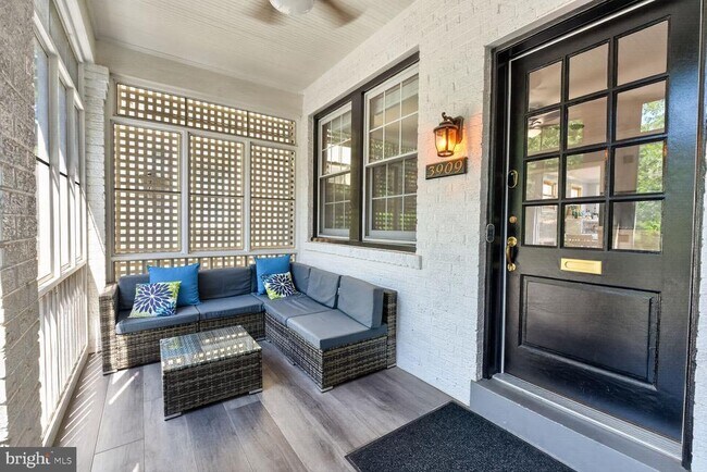 Foto del edificio - 3909 W St NW