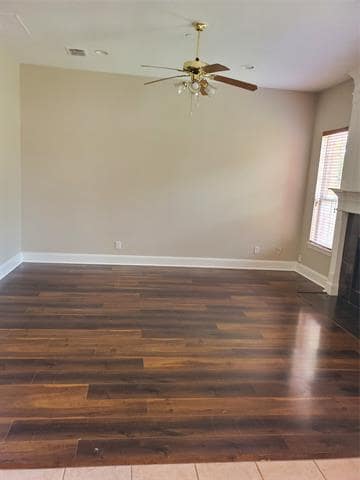 Building Photo - 532 Silver Maple Dr