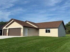 Building Photo - 1560 Gray Fox Dr NE