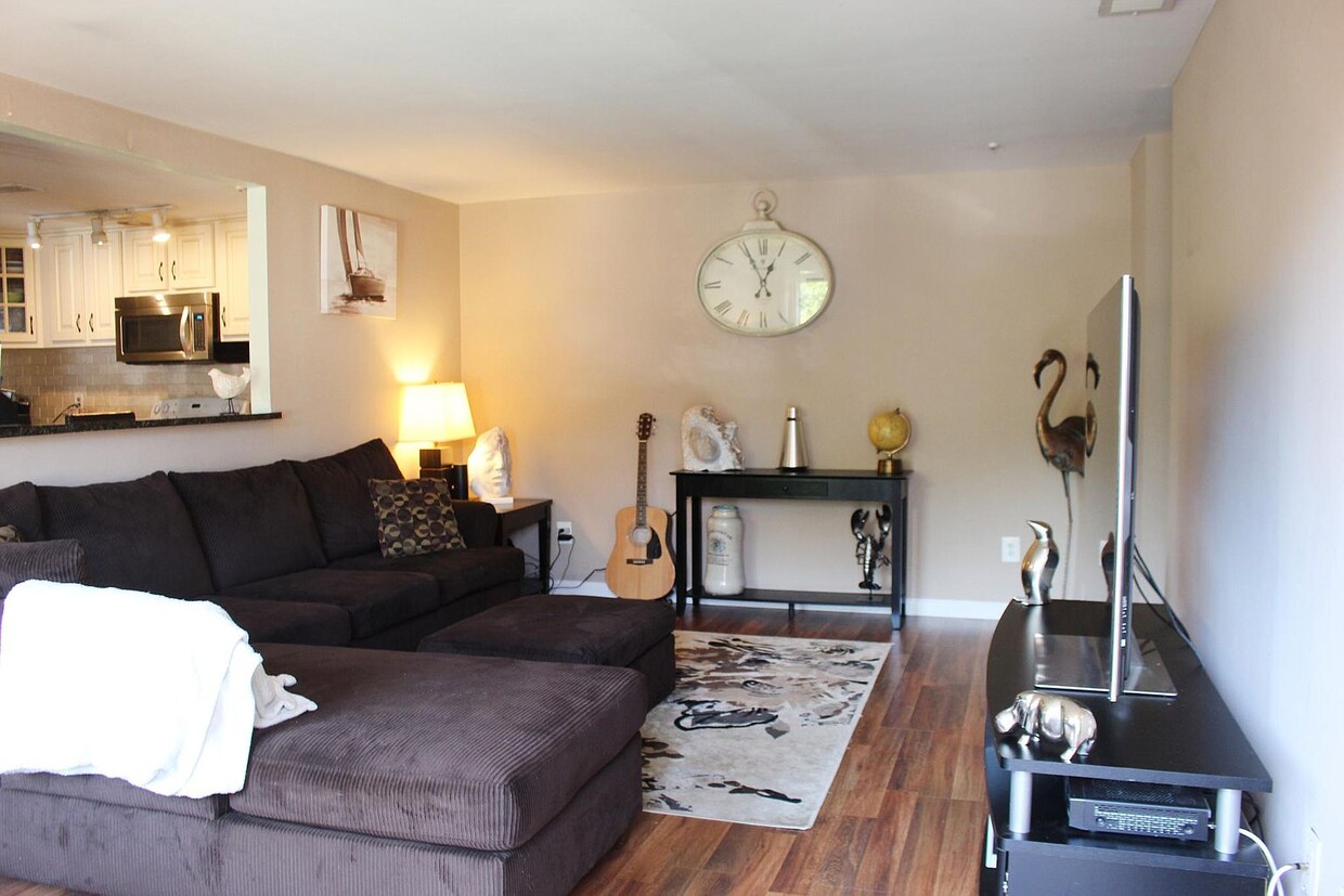 Foto principal - 258 Brettonwoods Dr