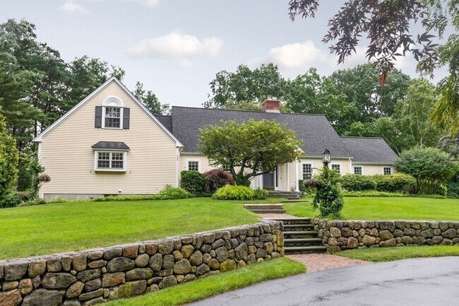 Building Photo - 263 Morse Rd