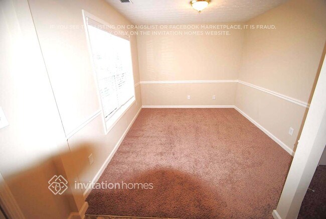 Building Photo - 1221 Pine Acre Dr NE