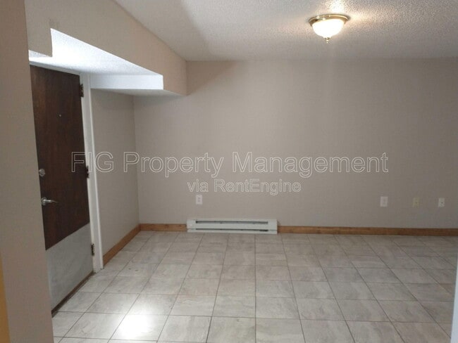Building Photo - 112 S Watauga Ave