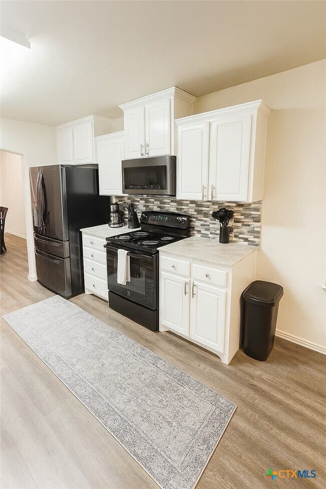 Foto del edificio - 2703 Tara Dr