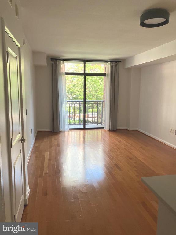 Foto principal - 1021 N Garfield St